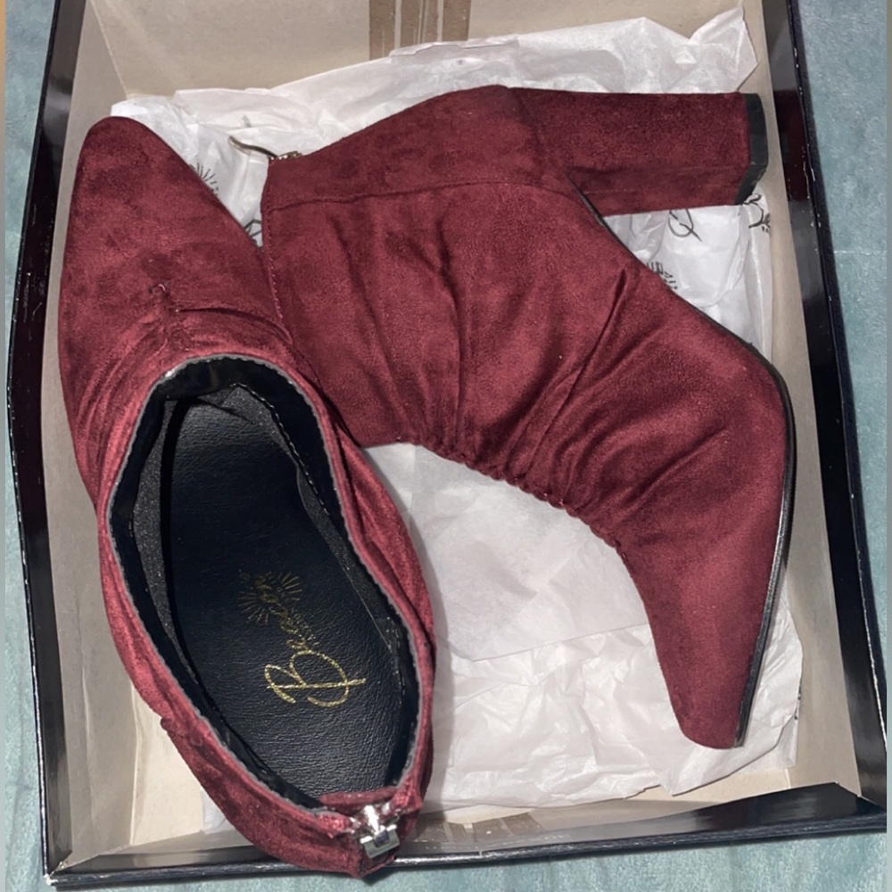 Beacon Kristen Shoes | Beacon Kristen Slouch boots | Color: Red | Size: 8 Womens